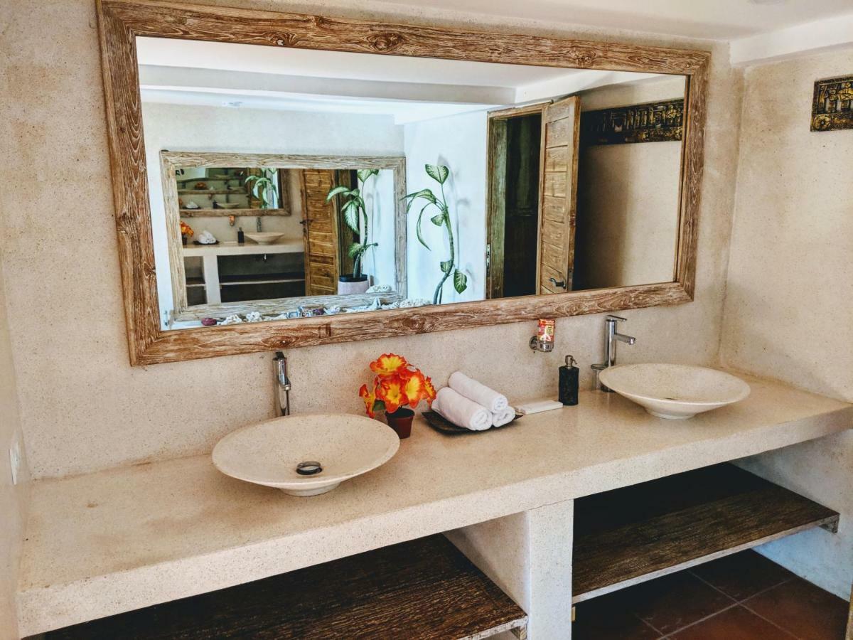 The Laras Villa Jimbaran  Ngoại thất bức ảnh