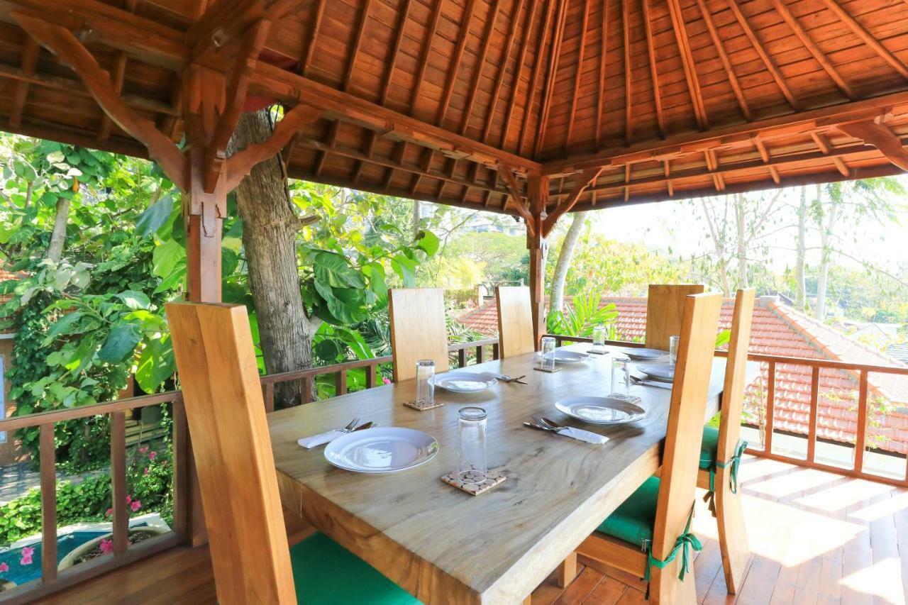 The Laras Villa Jimbaran  Ngoại thất bức ảnh