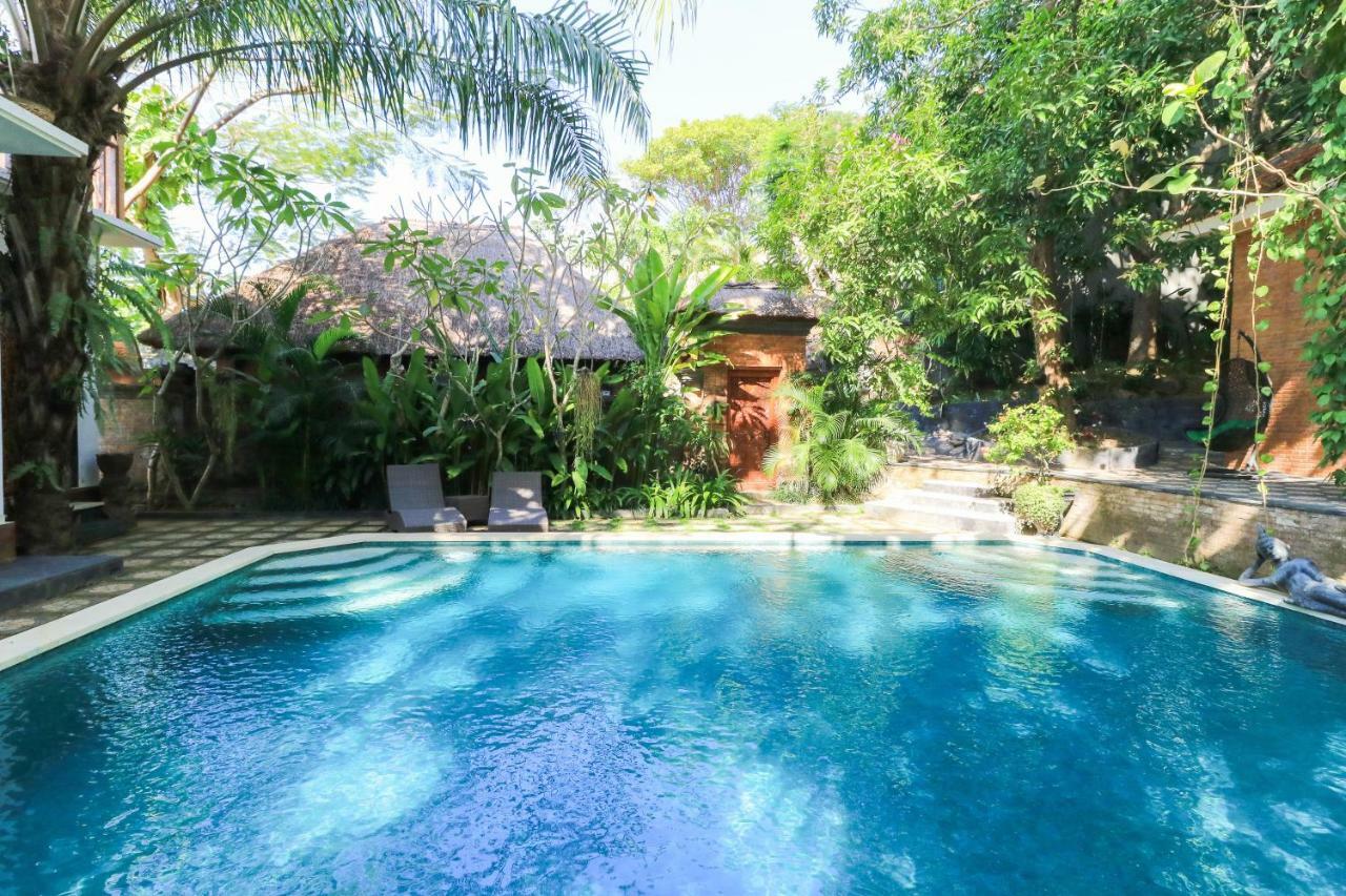 The Laras Villa Jimbaran  Ngoại thất bức ảnh