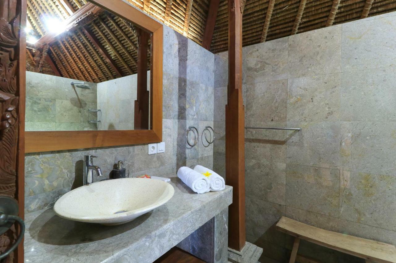 The Laras Villa Jimbaran  Ngoại thất bức ảnh