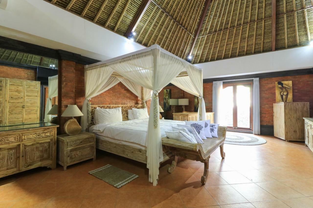 The Laras Villa Jimbaran  Ngoại thất bức ảnh